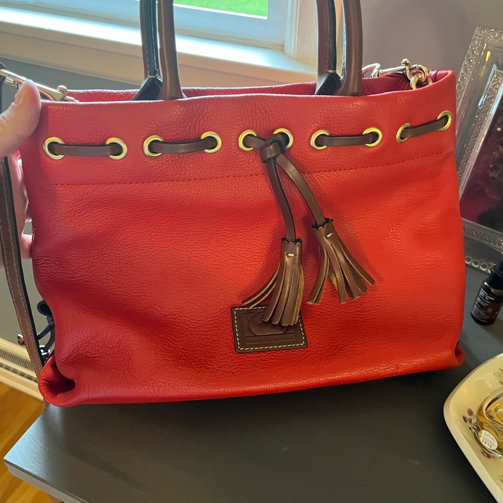 Dooney & Bourke Pebble Leather Tassel Tote Crossbody Bag - RED -